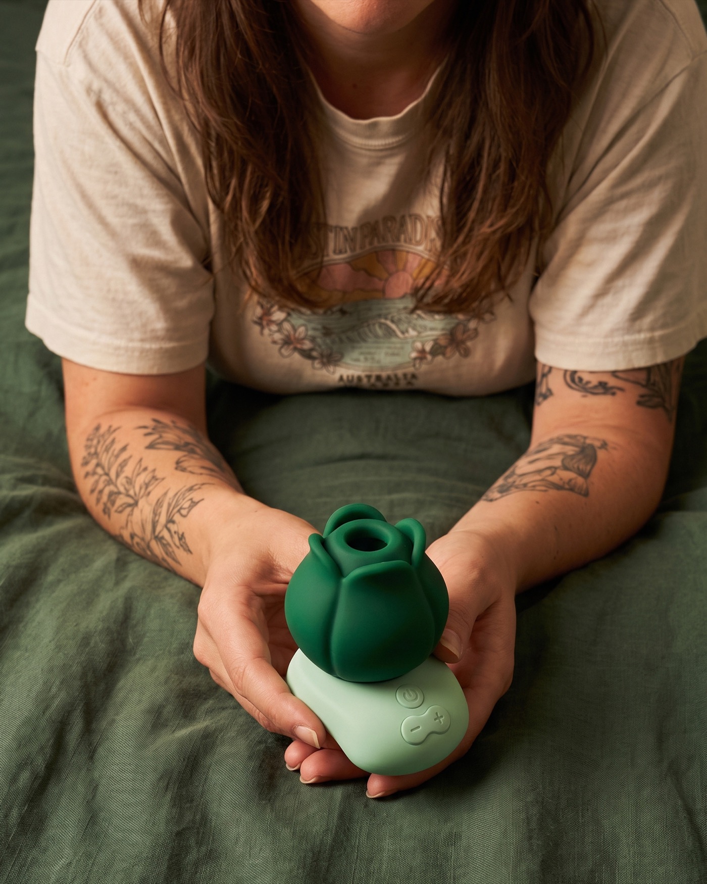 Bulbypulse suction pulse vibrator lifestyle image